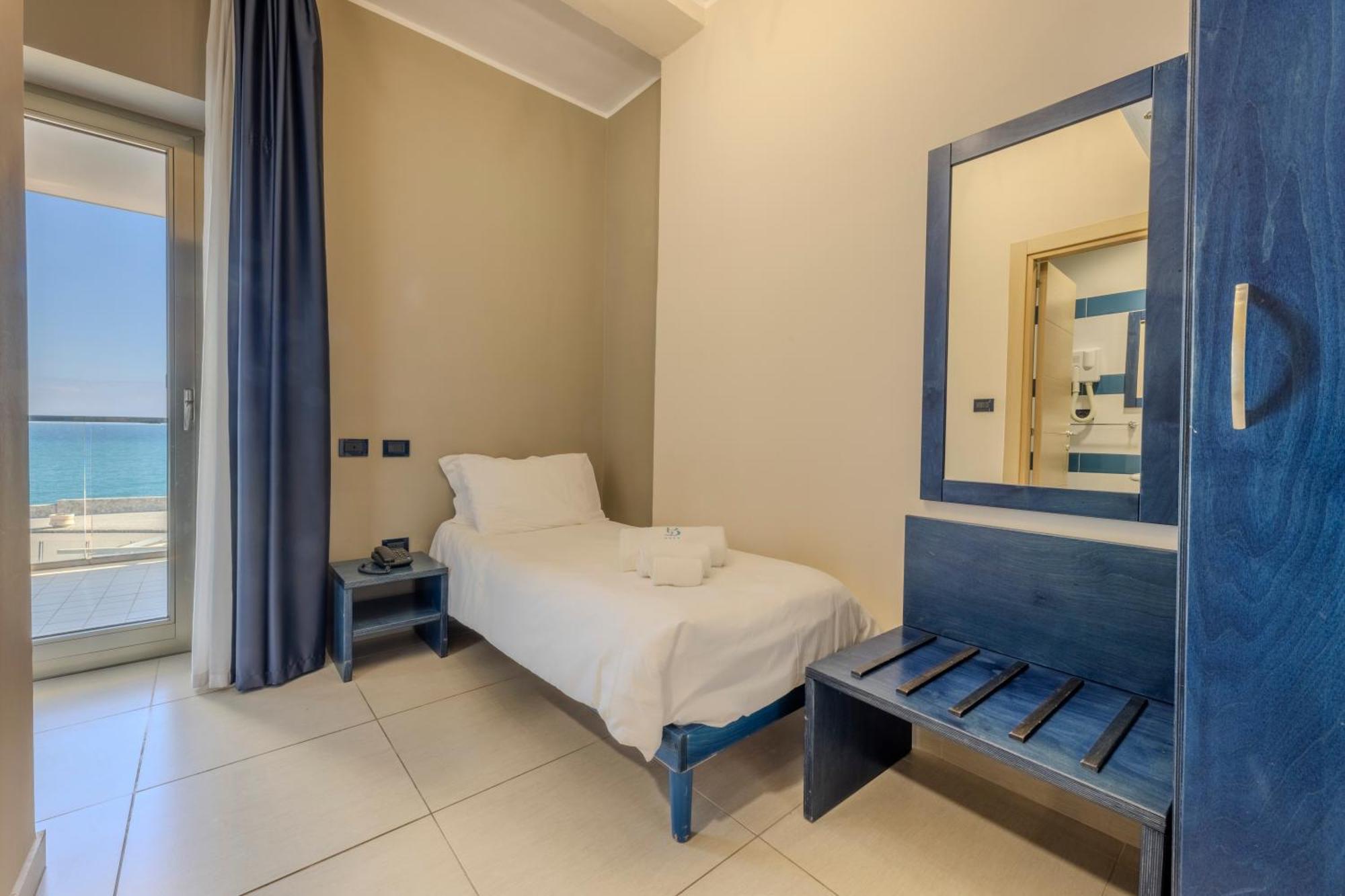 Hotel Belvedere Torre dell'Orso Quarto foto